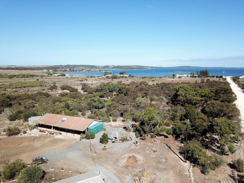 50 West Bay Road, Mount Dutton Bay SA 5607