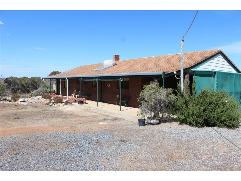 50 West Bay Road, Mount Dutton Bay SA 5607