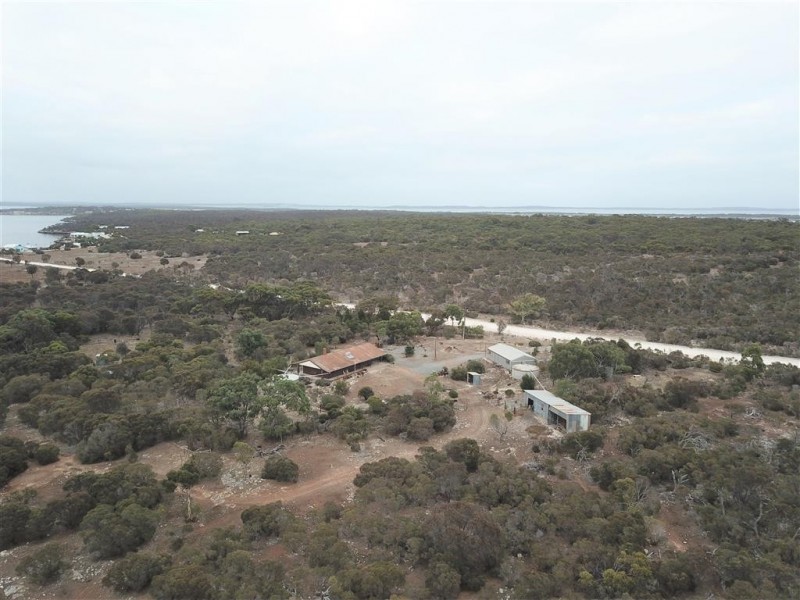 50 West Bay Road, Mount Dutton Bay SA 5607