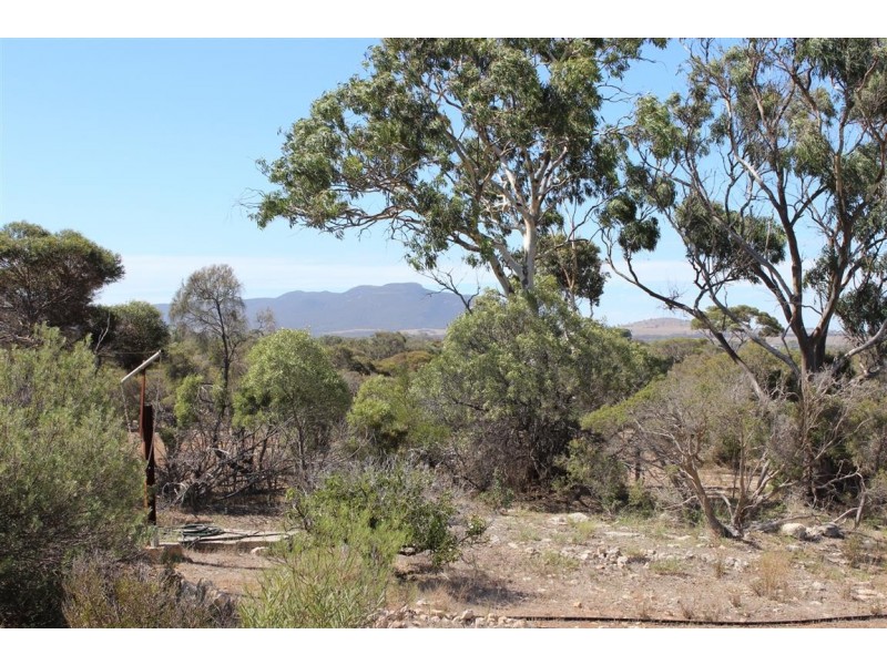 50 West Bay Road, Mount Dutton Bay SA 5607