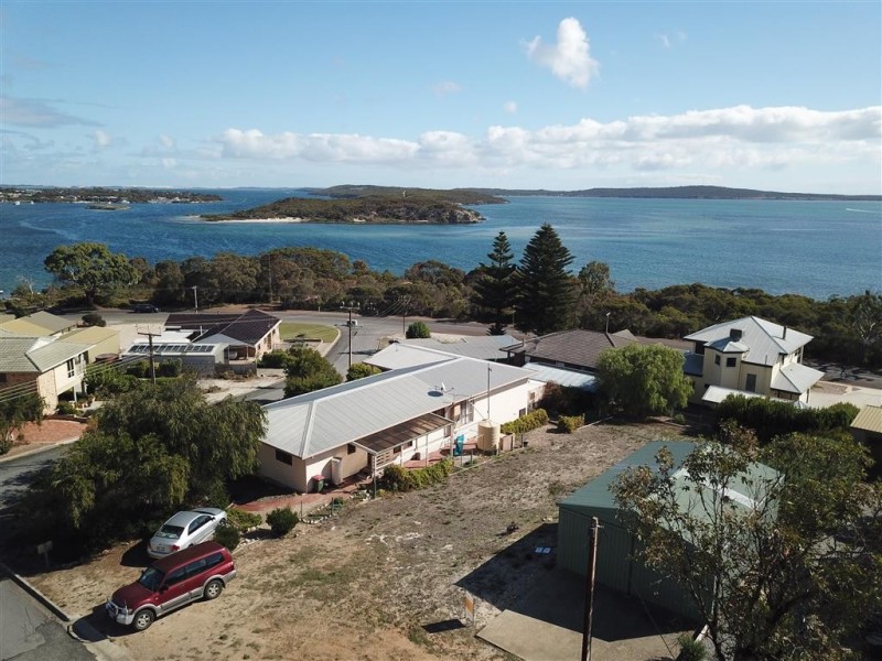 10 Pine Crescent, Coffin Bay SA 5607