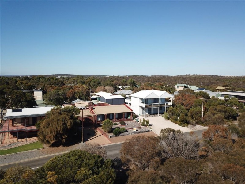 367 Esplanade, Coffin Bay SA 5607