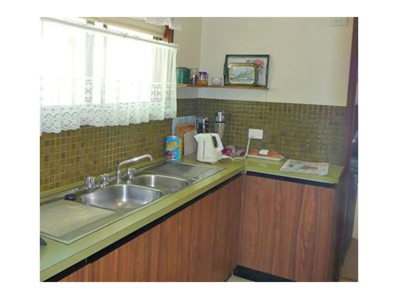 42 Preece Street, Tumby Bay SA 5605