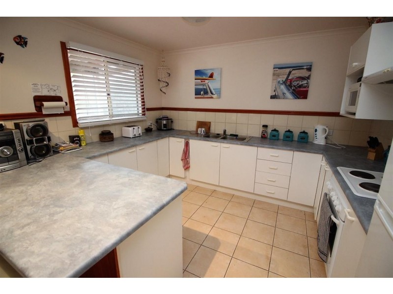 45 Greenly Avenue, Coffin Bay SA 5607