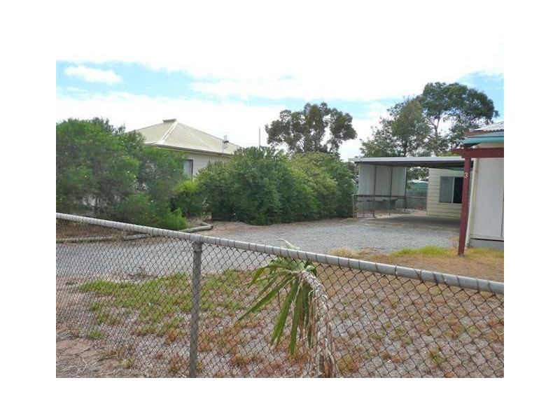 3 Firth Avenue, Cummins SA 5631