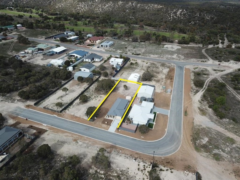18 Tea Tree Court, Coffin Bay SA 5607