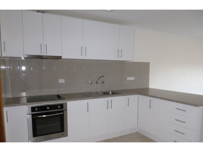 5/2 Amiens Place, Port Lincoln SA 5606
