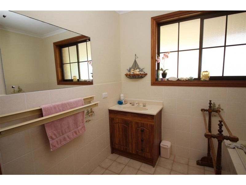 52 Whillas Road, Port Lincoln SA 5606