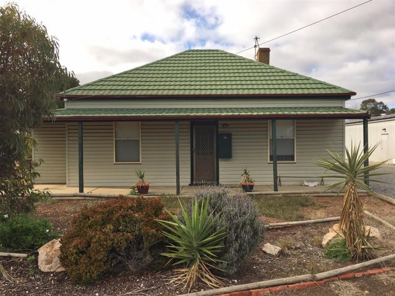 2-4 Light Road, Cummins SA 5631