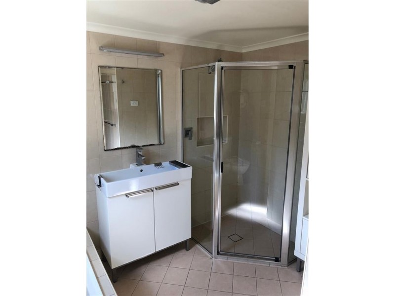 2-4 Light Road, Cummins SA 5631