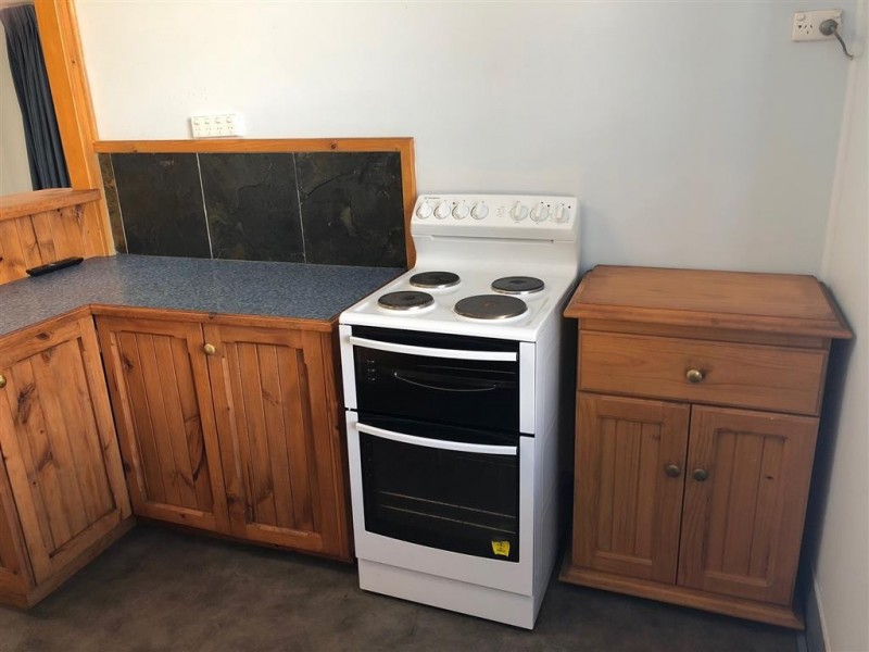 2-4 Light Road, Cummins SA 5631