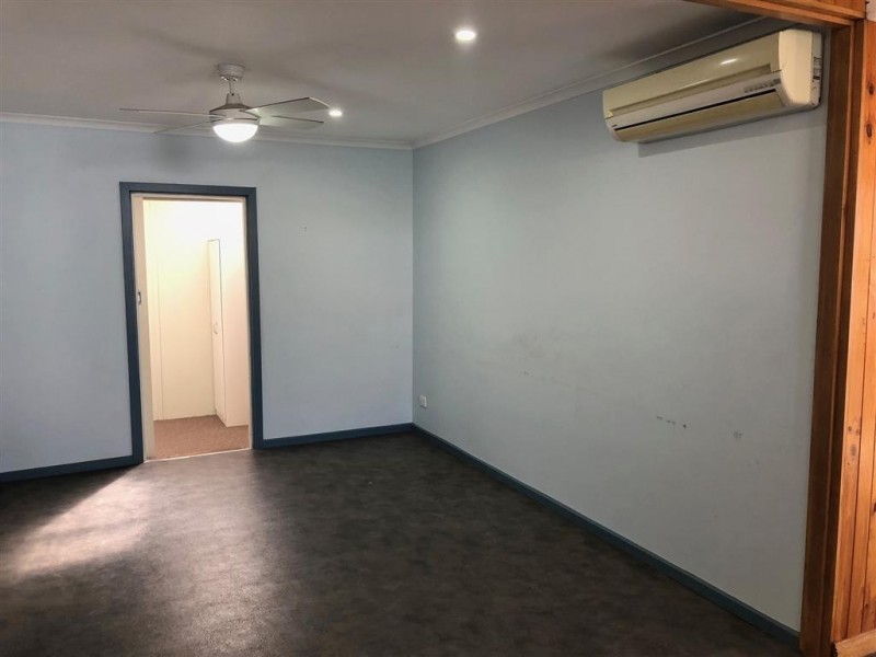 2-4 Light Road, Cummins SA 5631