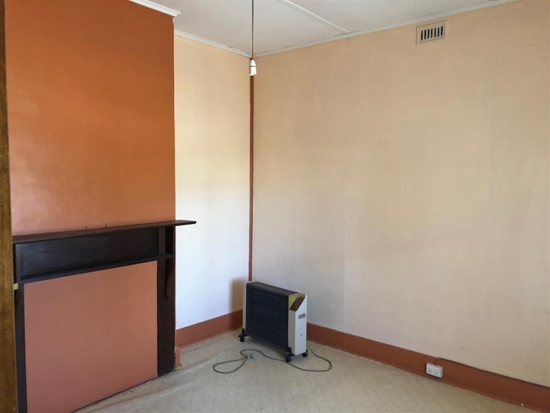 2-4 Light Road, Cummins SA 5631
