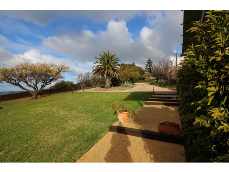 22 Milton Avenue, Port Lincoln SA 5606