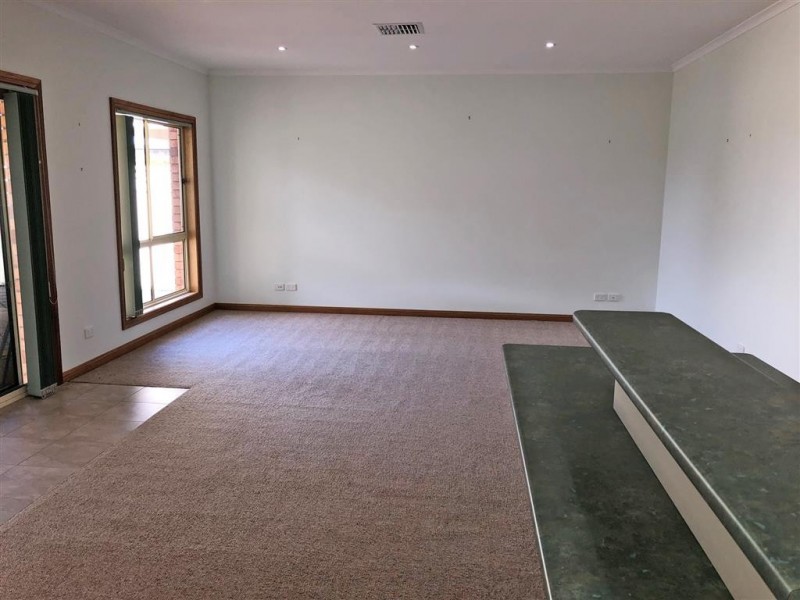 7A East Terrace, Cummins SA 5631