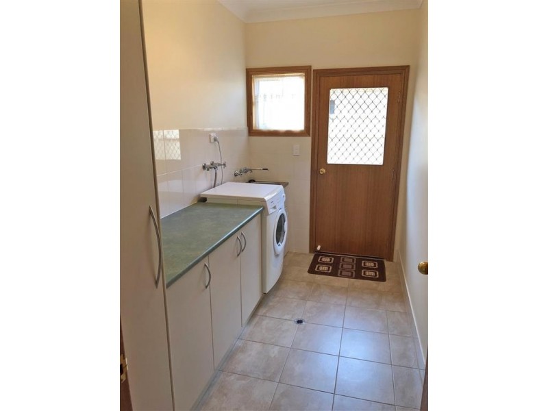 7A East Terrace, Cummins SA 5631
