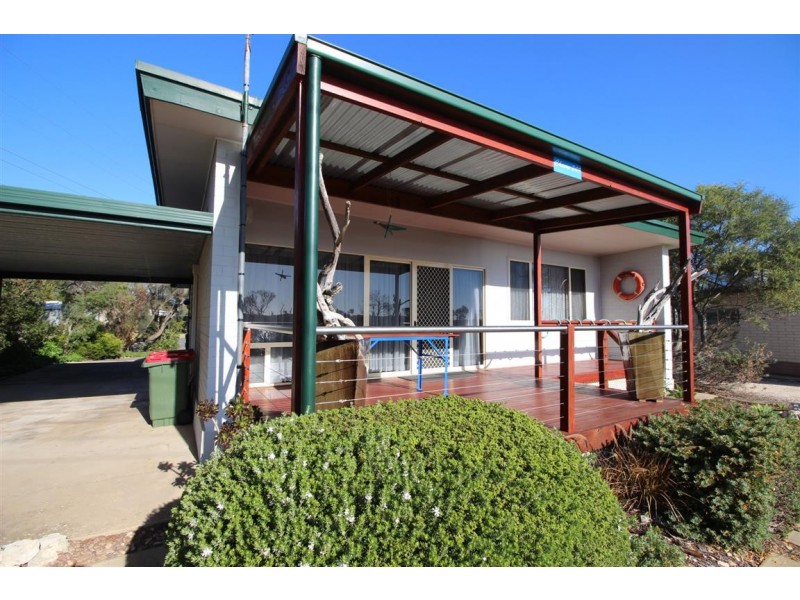 249 Esplanade, Coffin Bay SA 5607