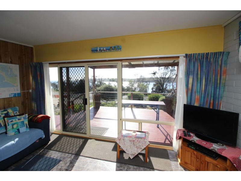 249 Esplanade, Coffin Bay SA 5607