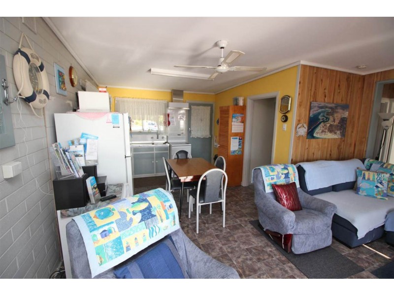 249 Esplanade, Coffin Bay SA 5607