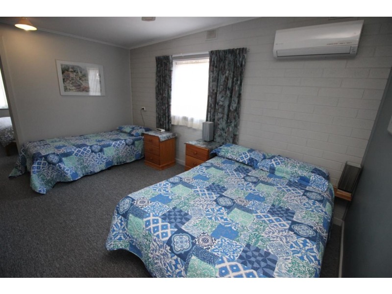 249 Esplanade, Coffin Bay SA 5607