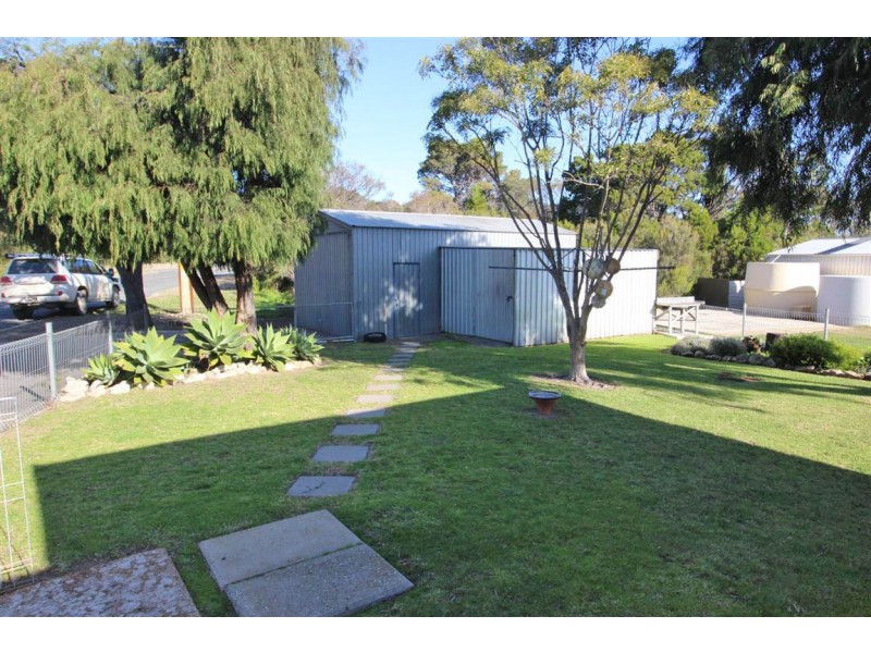 249 Esplanade, Coffin Bay SA 5607