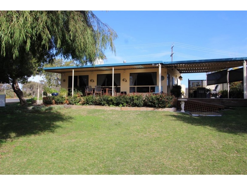 221 Esplanade, Coffin Bay SA 5607