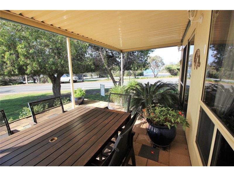 221 Esplanade, Coffin Bay SA 5607