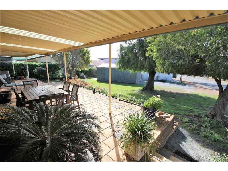 221 Esplanade, Coffin Bay SA 5607