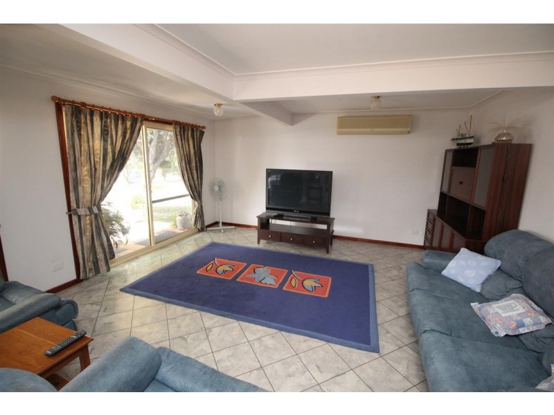 221 Esplanade, Coffin Bay SA 5607