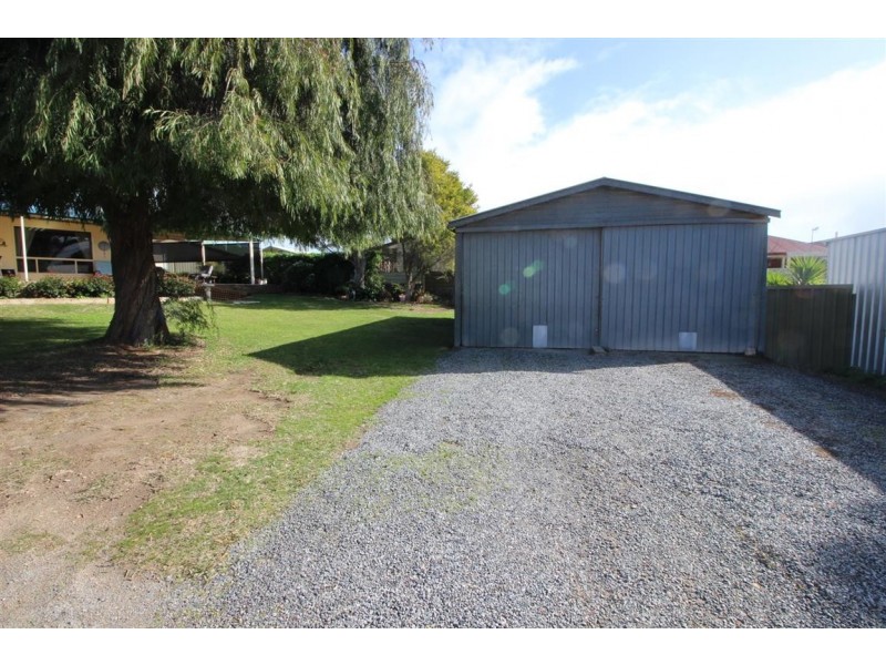 221 Esplanade, Coffin Bay SA 5607