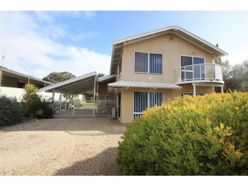 313 Esplanade, Coffin Bay SA 5607