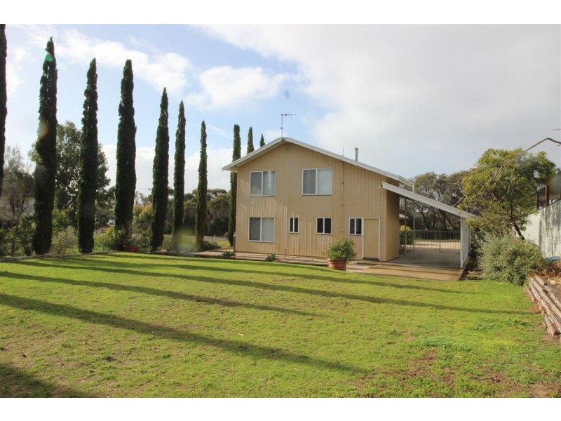 313 Esplanade, Coffin Bay SA 5607