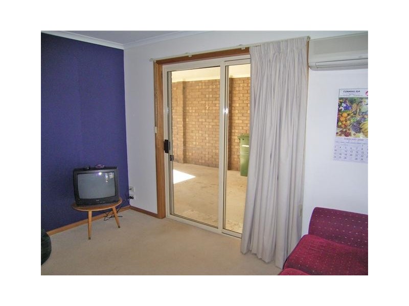 1/8 Pearson Street, Cummins SA 5631