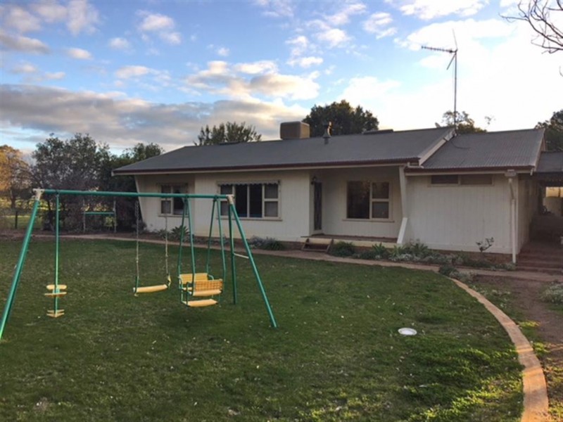 . Sections 14B, 14A and 14A1 Hundred of Stokes, Cockaleechie SA 5631