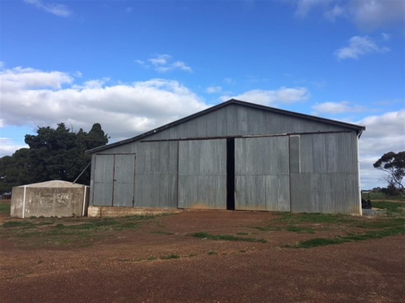 . Sections 14B, 14A and 14A1 Hundred of Stokes, Cockaleechie SA 5631