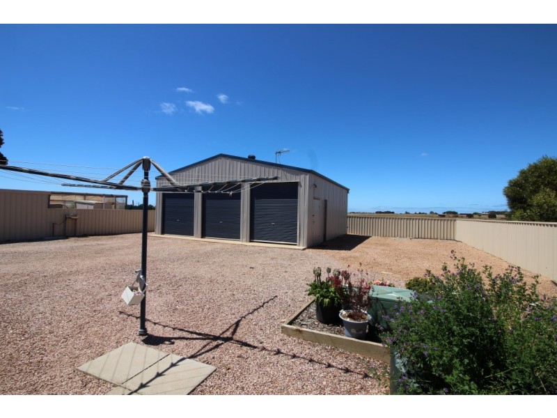 17 Church Street, Tumby Bay SA 5605
