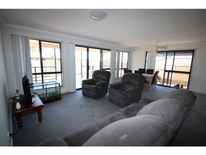 17 Church Street, Tumby Bay SA 5605