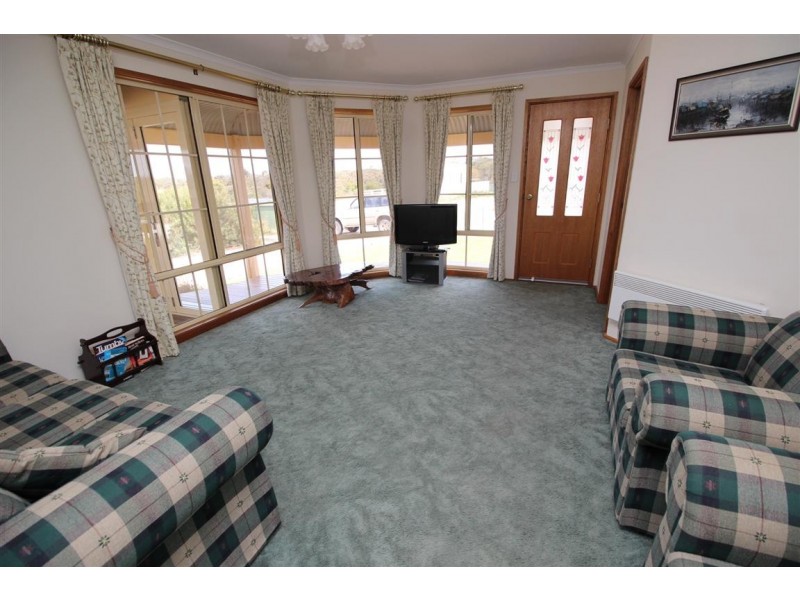 16 Endeavour Court, Coffin Bay SA 5607