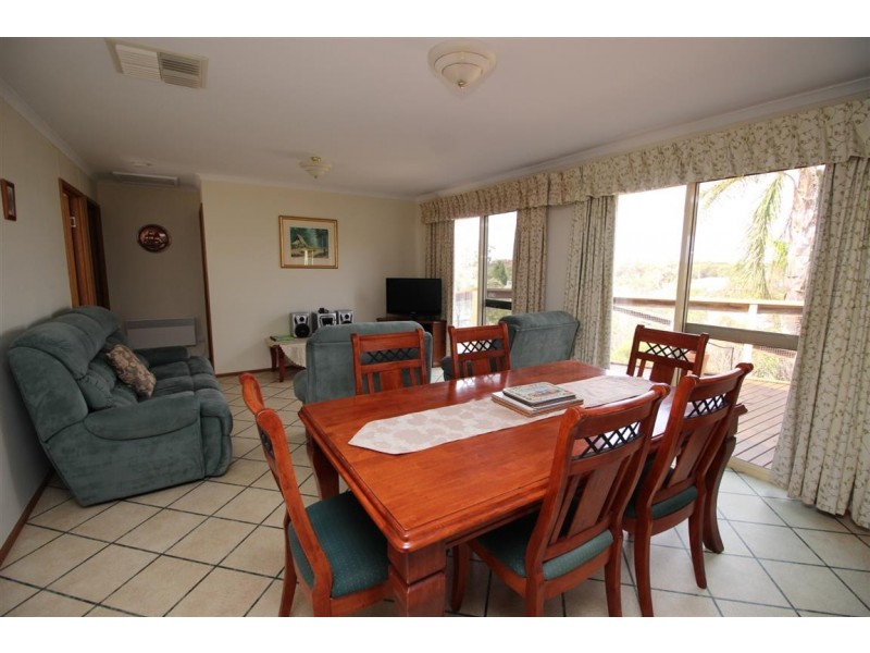 16 Endeavour Court, Coffin Bay SA 5607