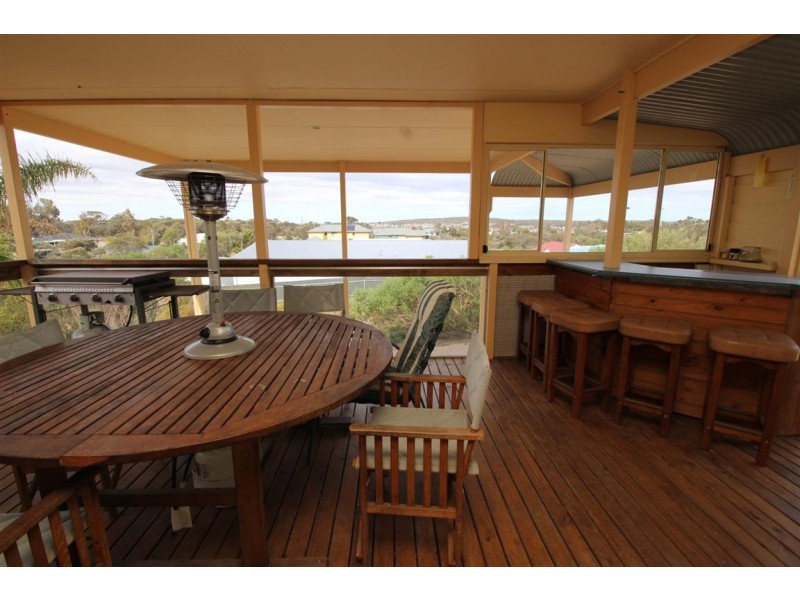 16 Endeavour Court, Coffin Bay SA 5607