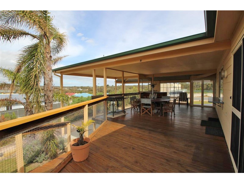16 Endeavour Court, Coffin Bay SA 5607