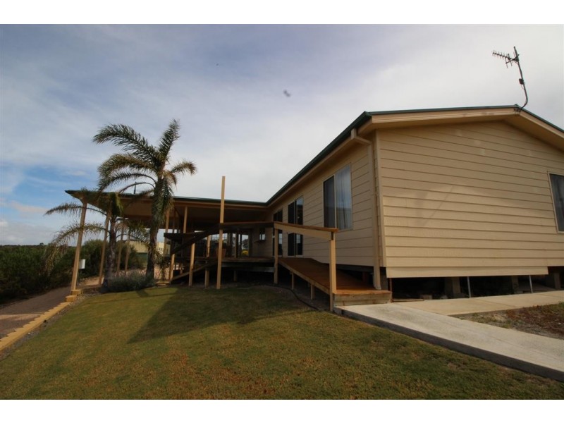 16 Endeavour Court, Coffin Bay SA 5607