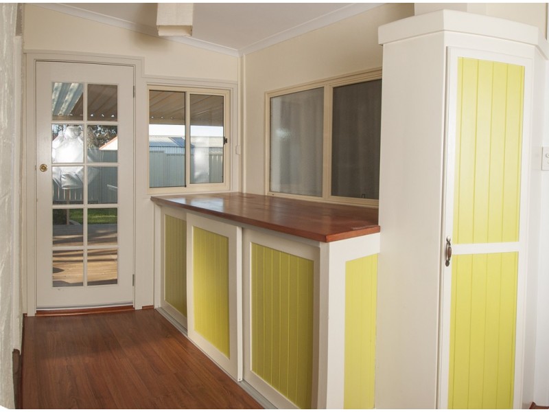 12 Sinclair Street, Port Lincoln SA 5606