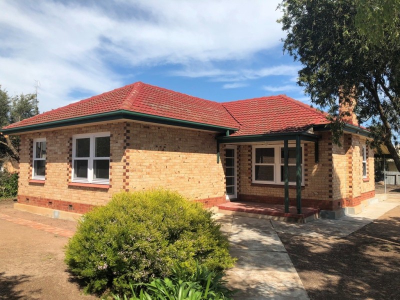 12 Walkom Street, Cummins SA 5631