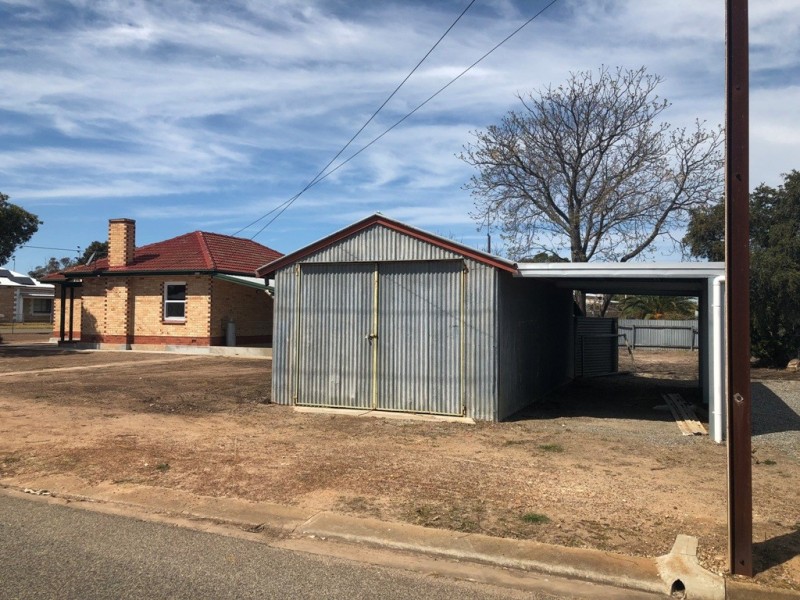 12 Walkom Street, Cummins SA 5631