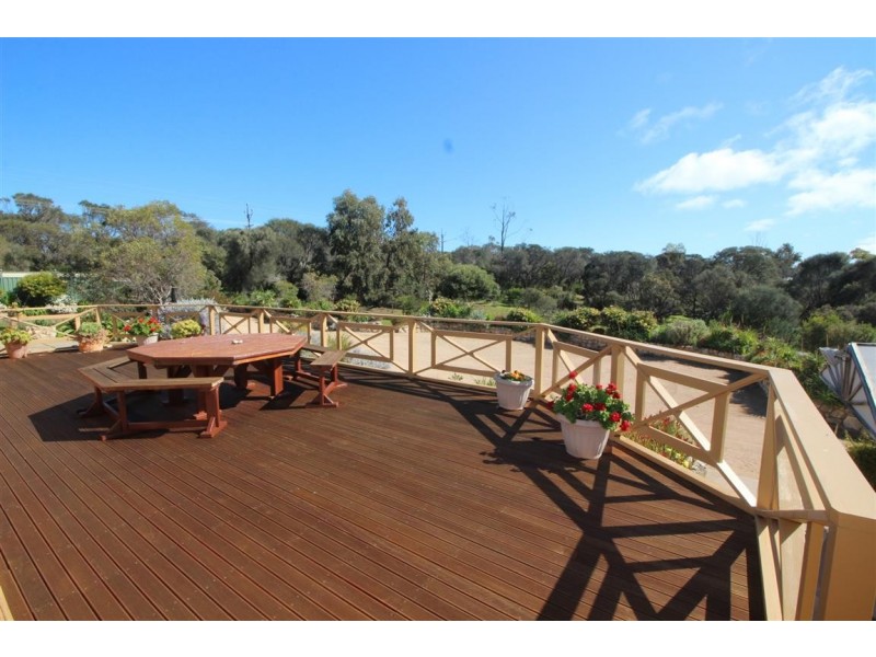 25 Morgan Road, Coffin Bay SA 5607