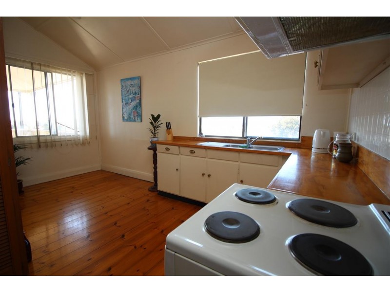 1 Tulka Terrace, Port Lincoln SA 5606