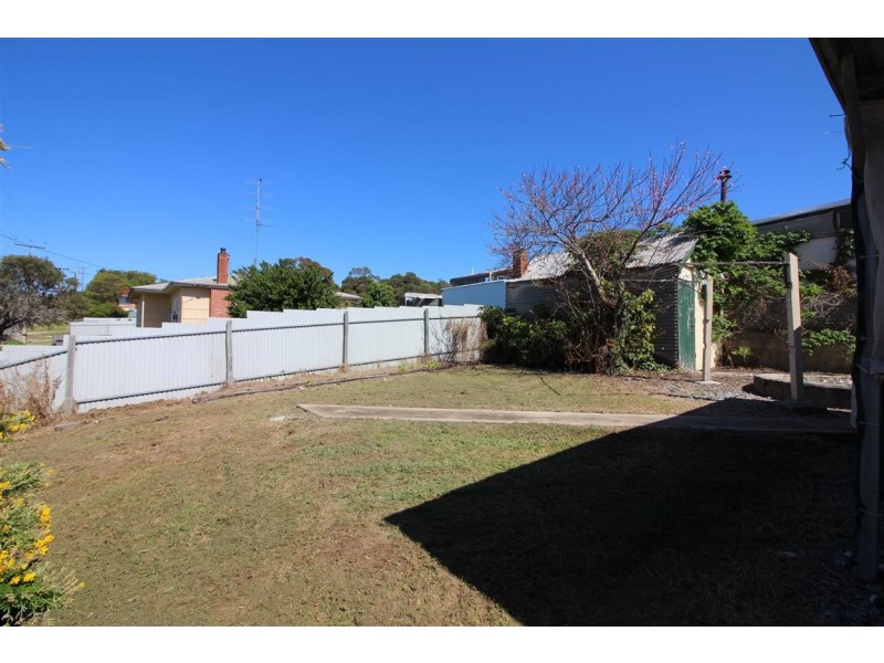 1 Tulka Terrace, Port Lincoln SA 5606