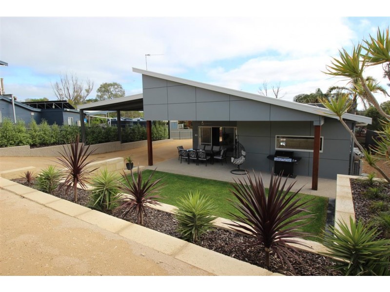 33 Flinders Avenue, Coffin Bay SA 5607