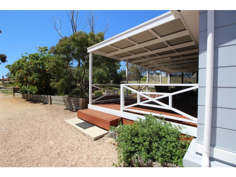 1B Greenly Avenue, Coffin Bay SA 5607